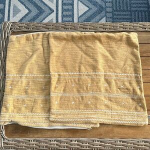 Hearth & Hand (2) Textured Pillow Cover Decor 18”x18”